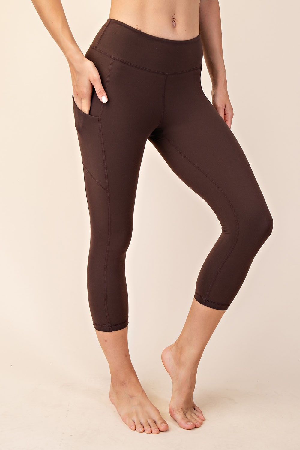 Capri Yoga Leggings with Pocket | RAE MODE *30A JANUARY PREORDER))