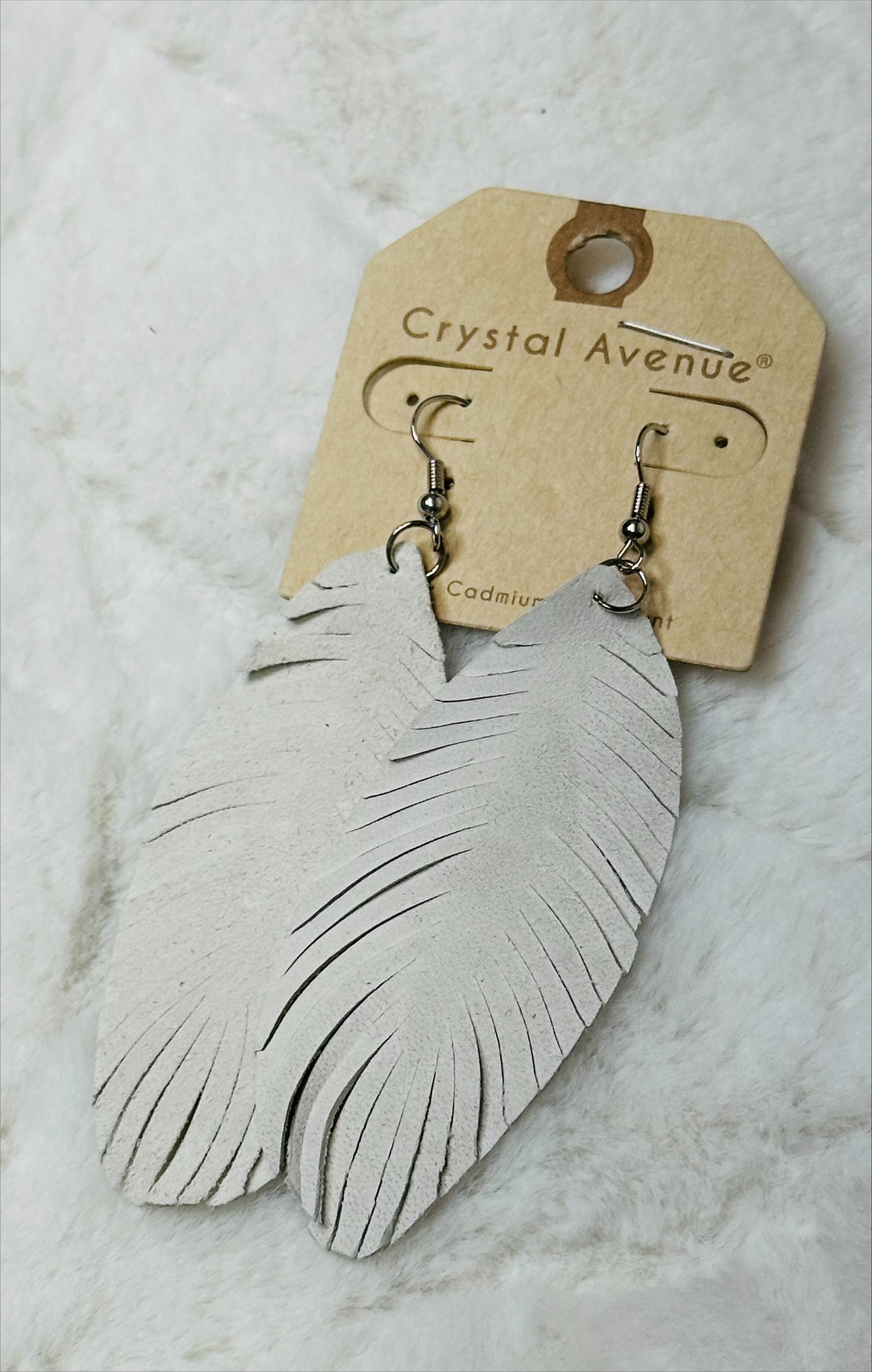 Gorgeous Faux Feather earrings