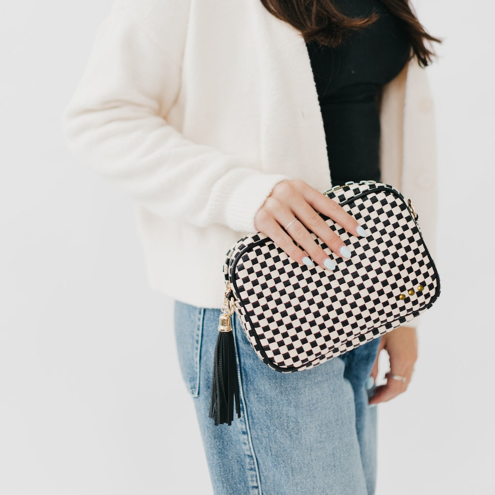 Woven Willow Camera Crossbody Bag Wholesale-Crossbody Bag-Pretty Simple