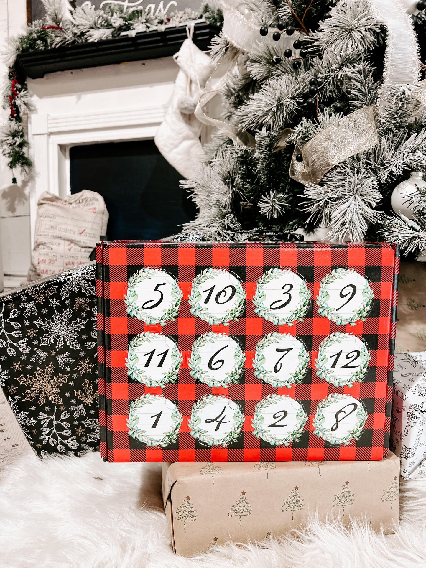 12 Days of Buffalo Plaid Christmas Advent Calendar**