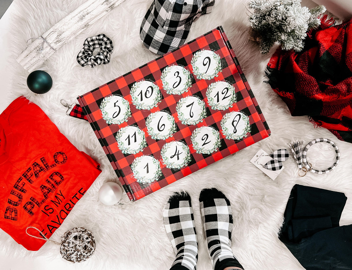 12 Days of Buffalo Plaid Christmas Advent Calendar**