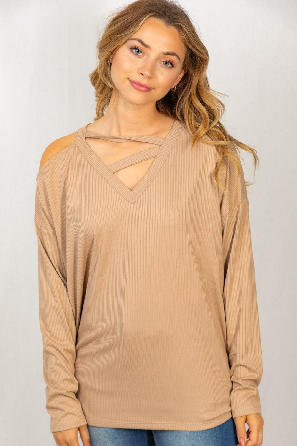 Keyhole Long Sleeve Solid Knit Top | WHITE BIRCH - Final Sale