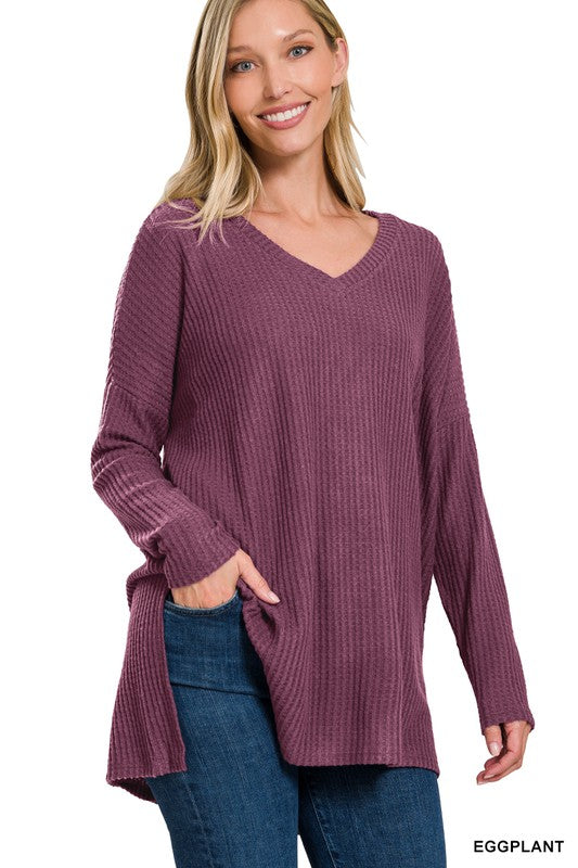 BRUSHED THERMAL WAFFLE V-NECK HI-LOW HEM SWEATER | ZENANA - FINAL SALE