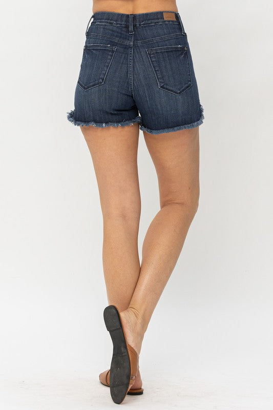 Judy Blue Pull On w/ Fray Dolphin Hem Shorts