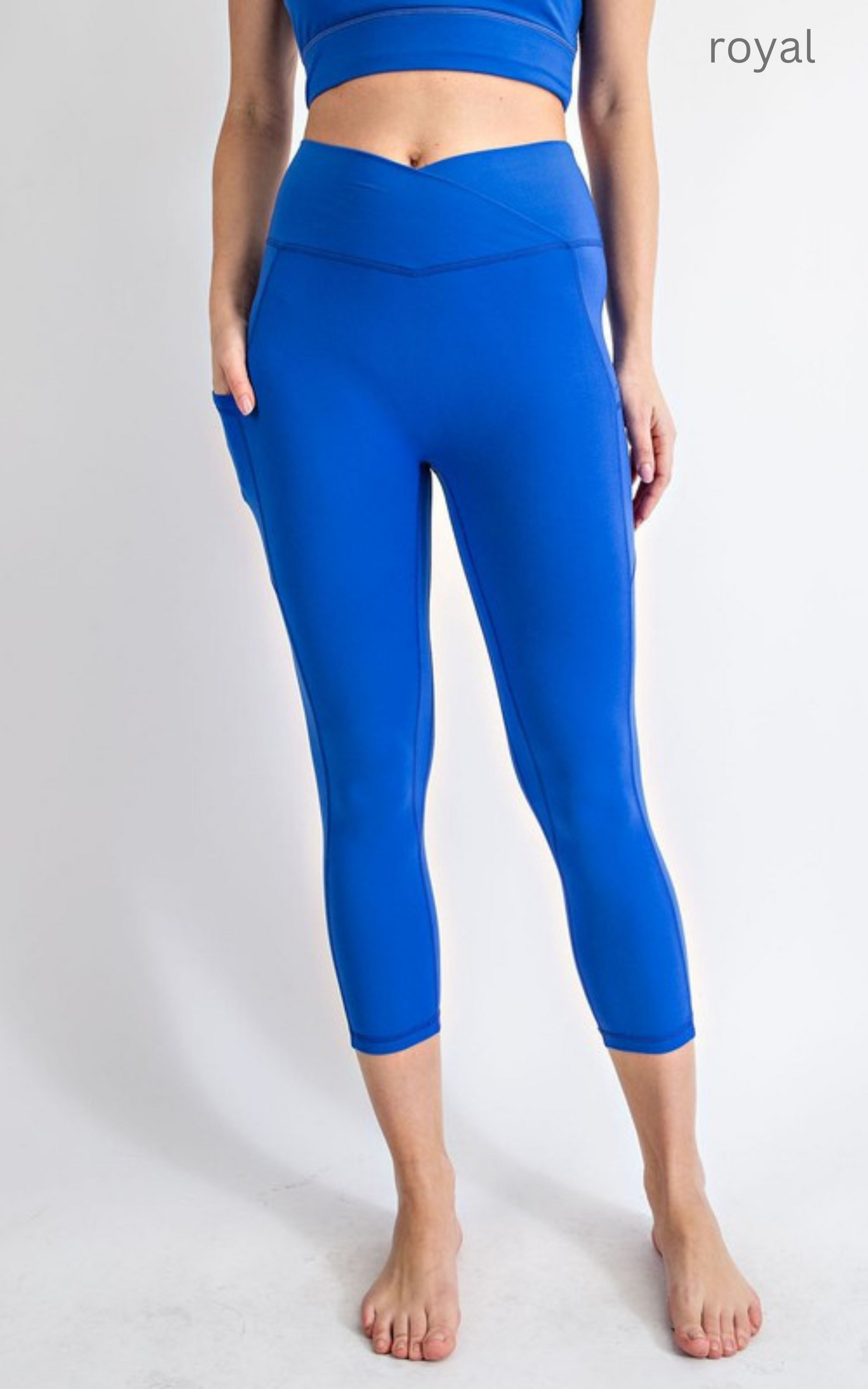 V WAIST CAPRI LENGTH LEGGINGS | RAE MODE*