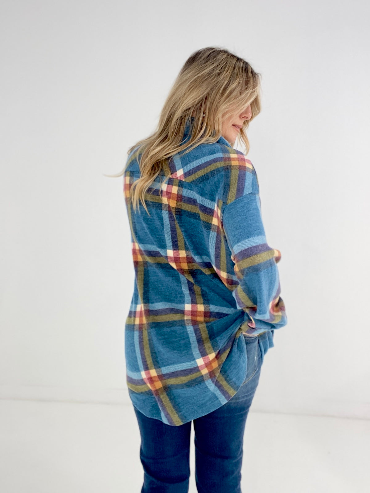 Zenana Full Size Oversize Plaid Shacket with Pockets