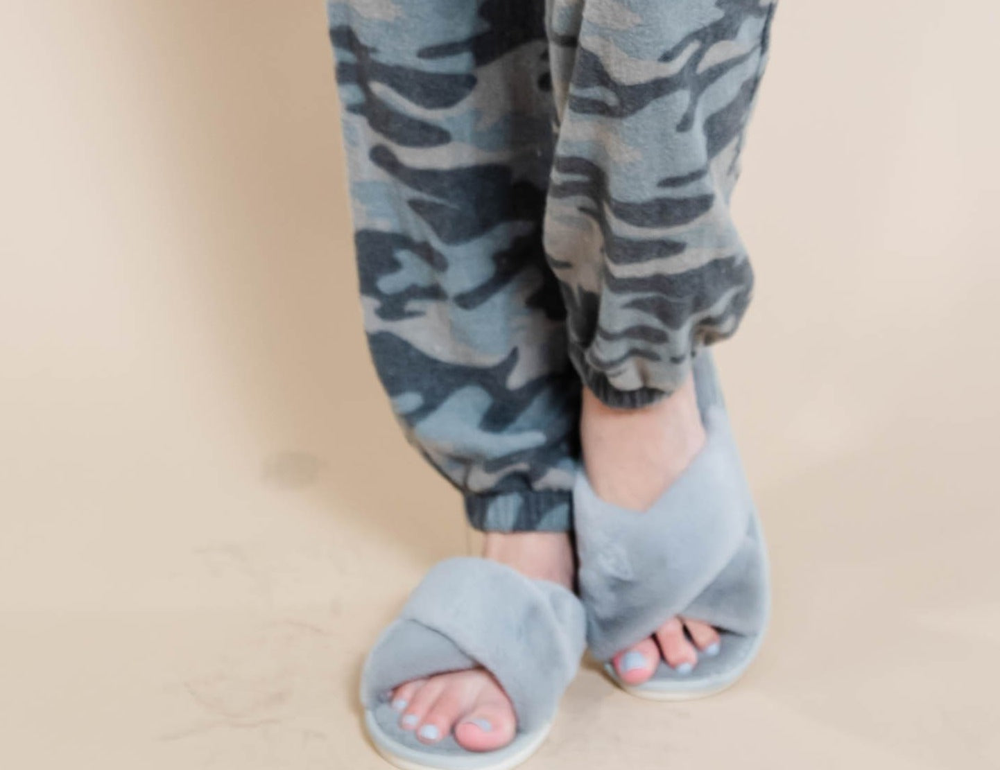  30 DAYS 30 DEALS: DAY 7 Super Soft Criss Cross Faux Fur Slippers, CLOTHING, Wanna B, BAD HABIT BOUTIQUE 