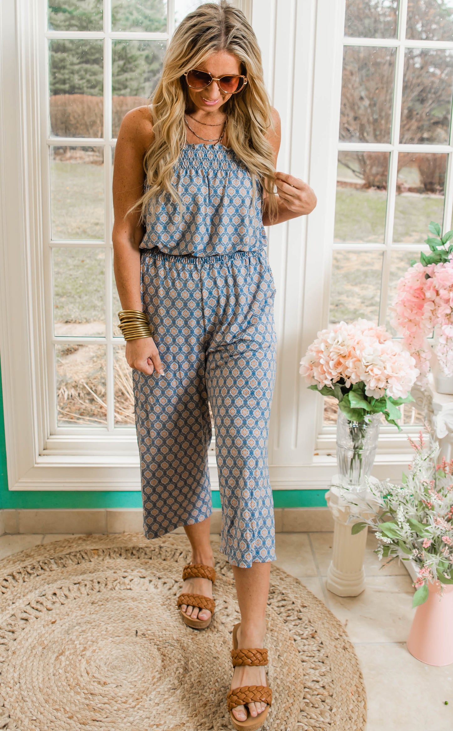 sleeveless cropped jumpsuit 