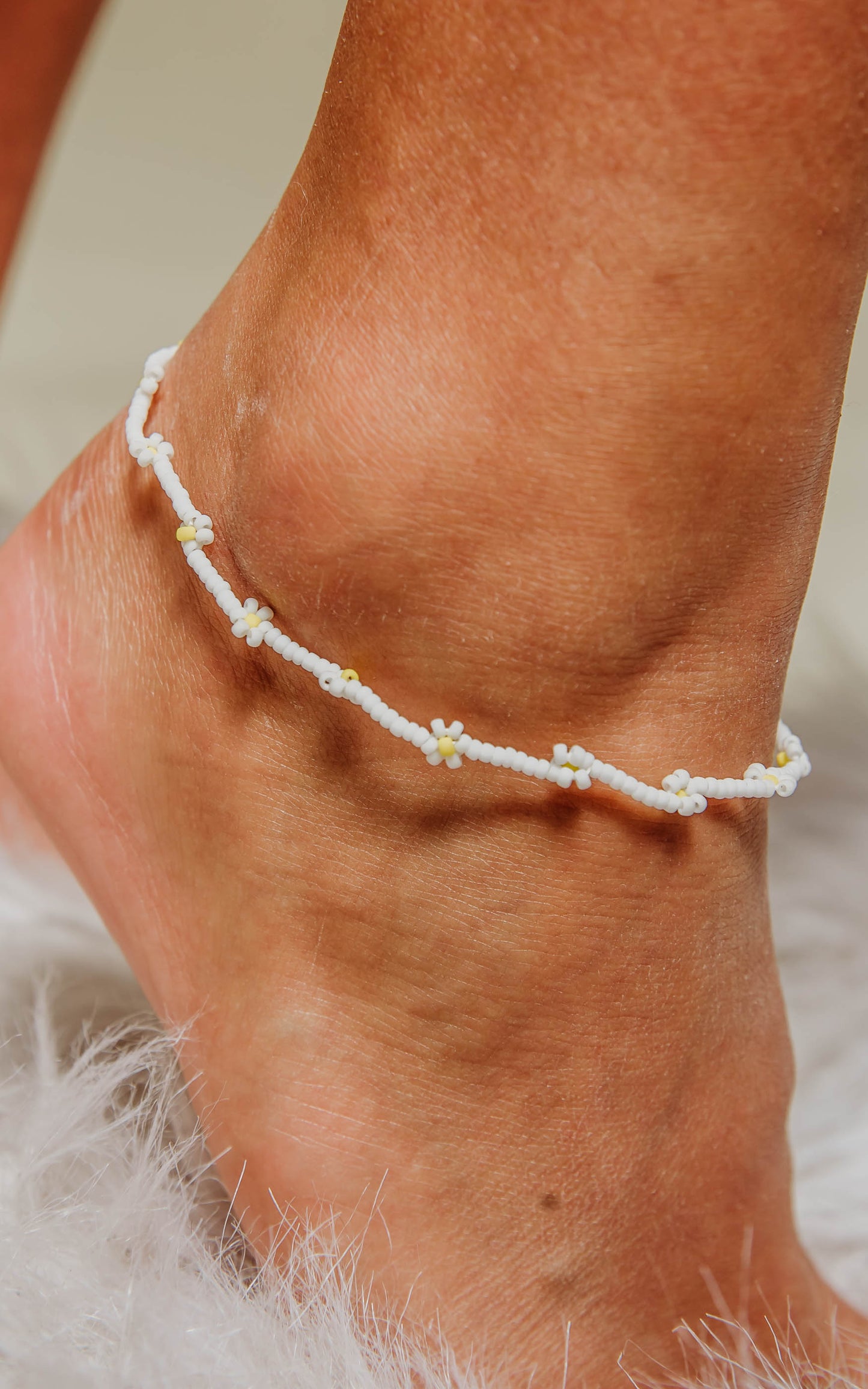 Frosted Daisy Bead Anklet - Final Sale