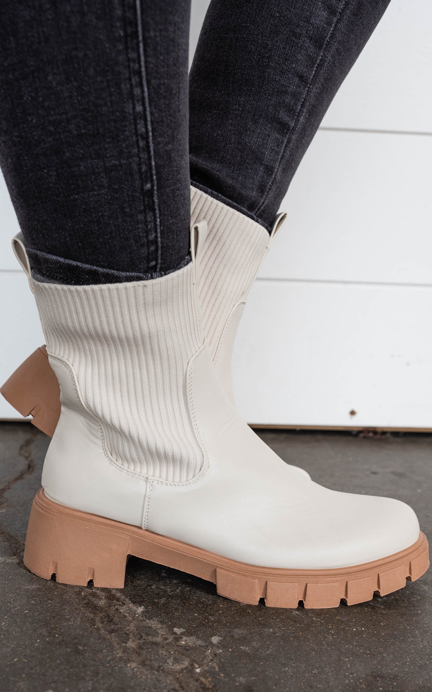 The Chelsea Womens Fall Boot | FINAL SALE