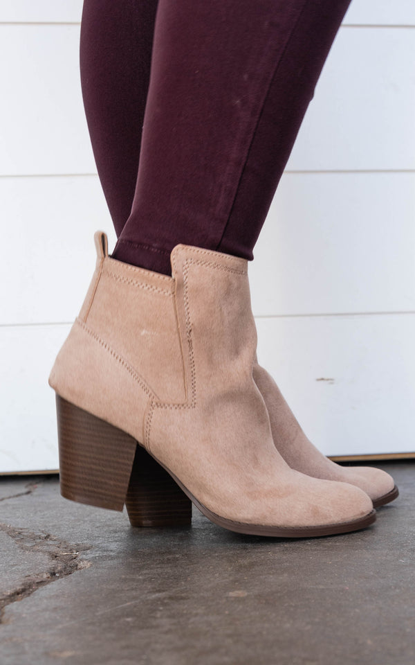 Make A Getaway Taupe Bootie | FINAL SALE