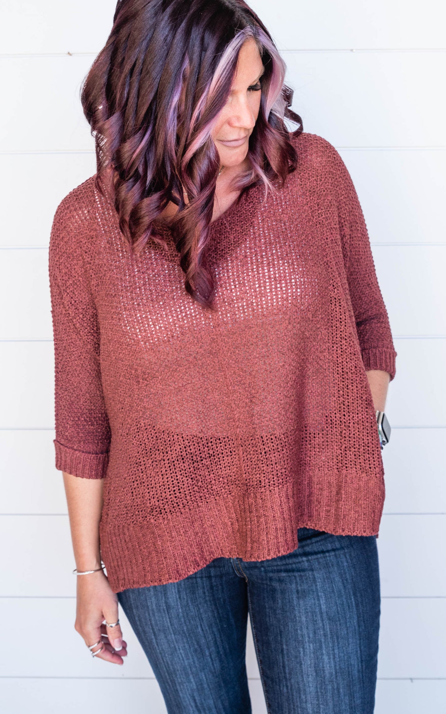 lightweight burgundy knit sweater 