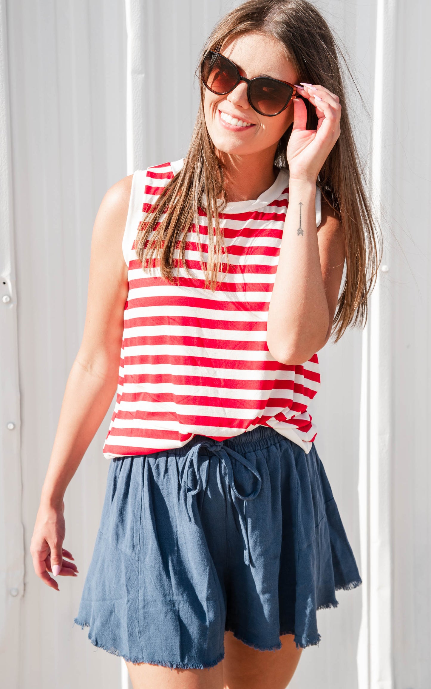 navy frayed shorts