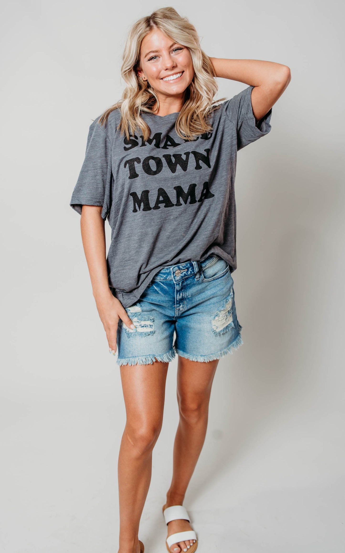 Small Town Mama Unisex Tee** - Final Sale