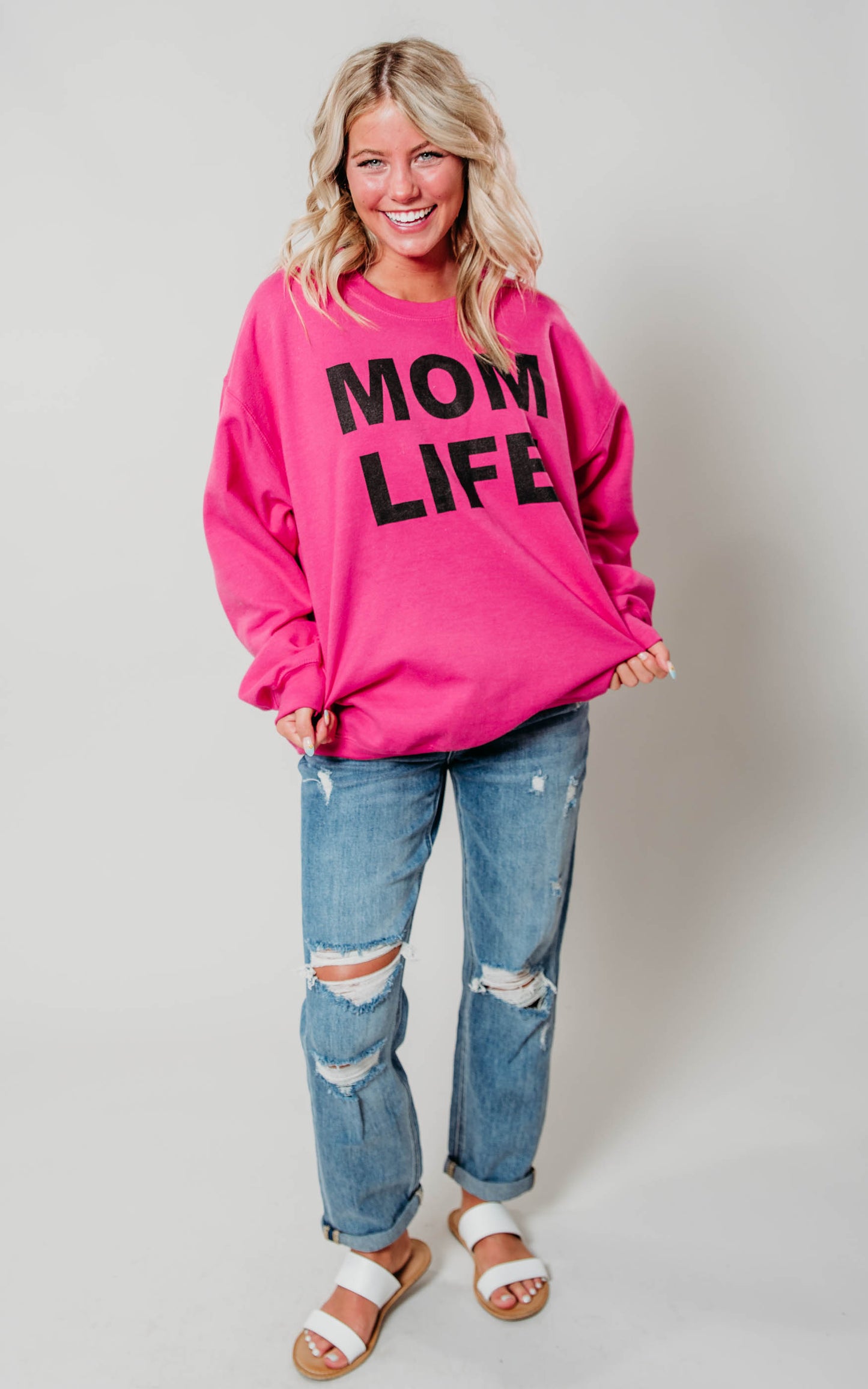 mom life crewneck 