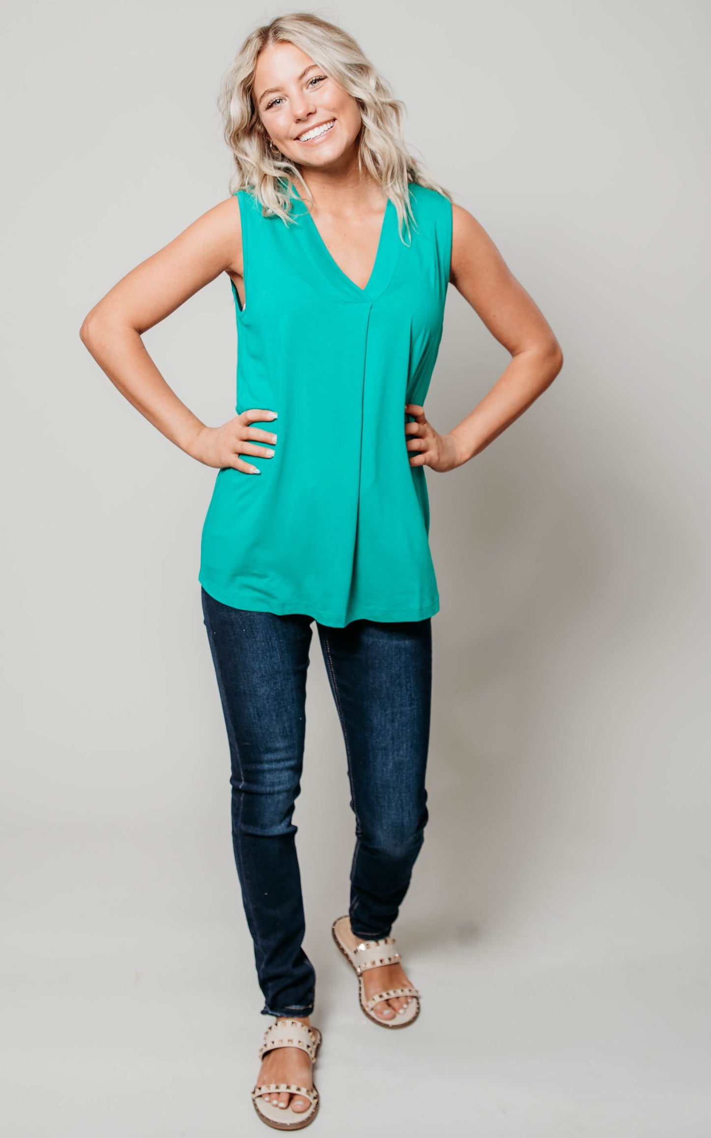 mint green tank top 