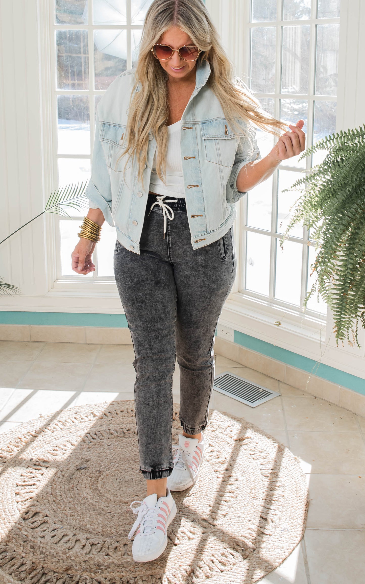 ACID WASH RELAXED DRAWSTRING JOGGER PANTS