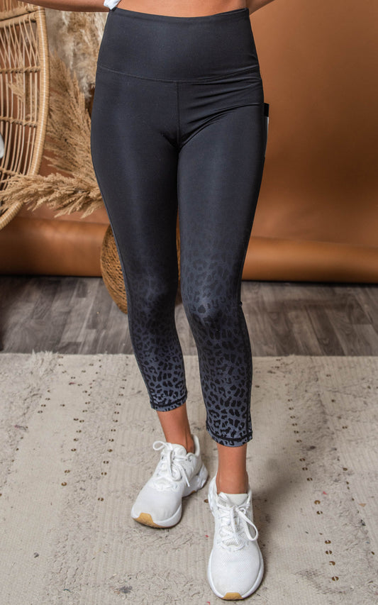 black ombre leopard capri leggings