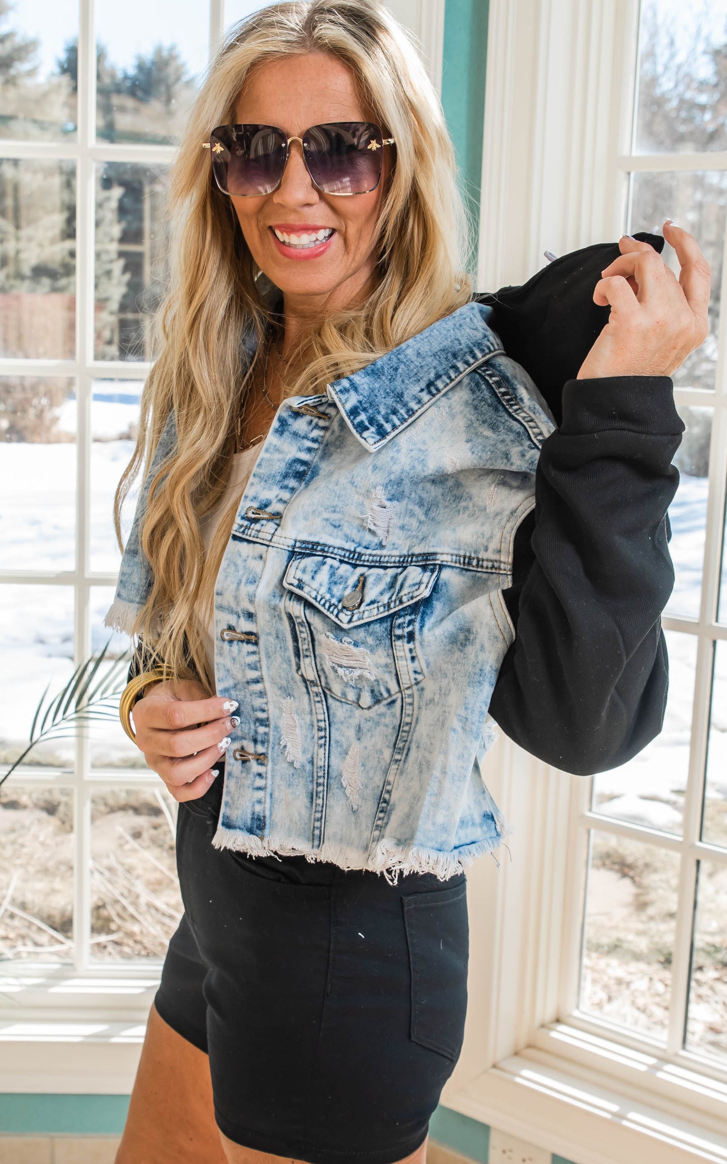 Contrast Cropped Hooded Denim Jacket