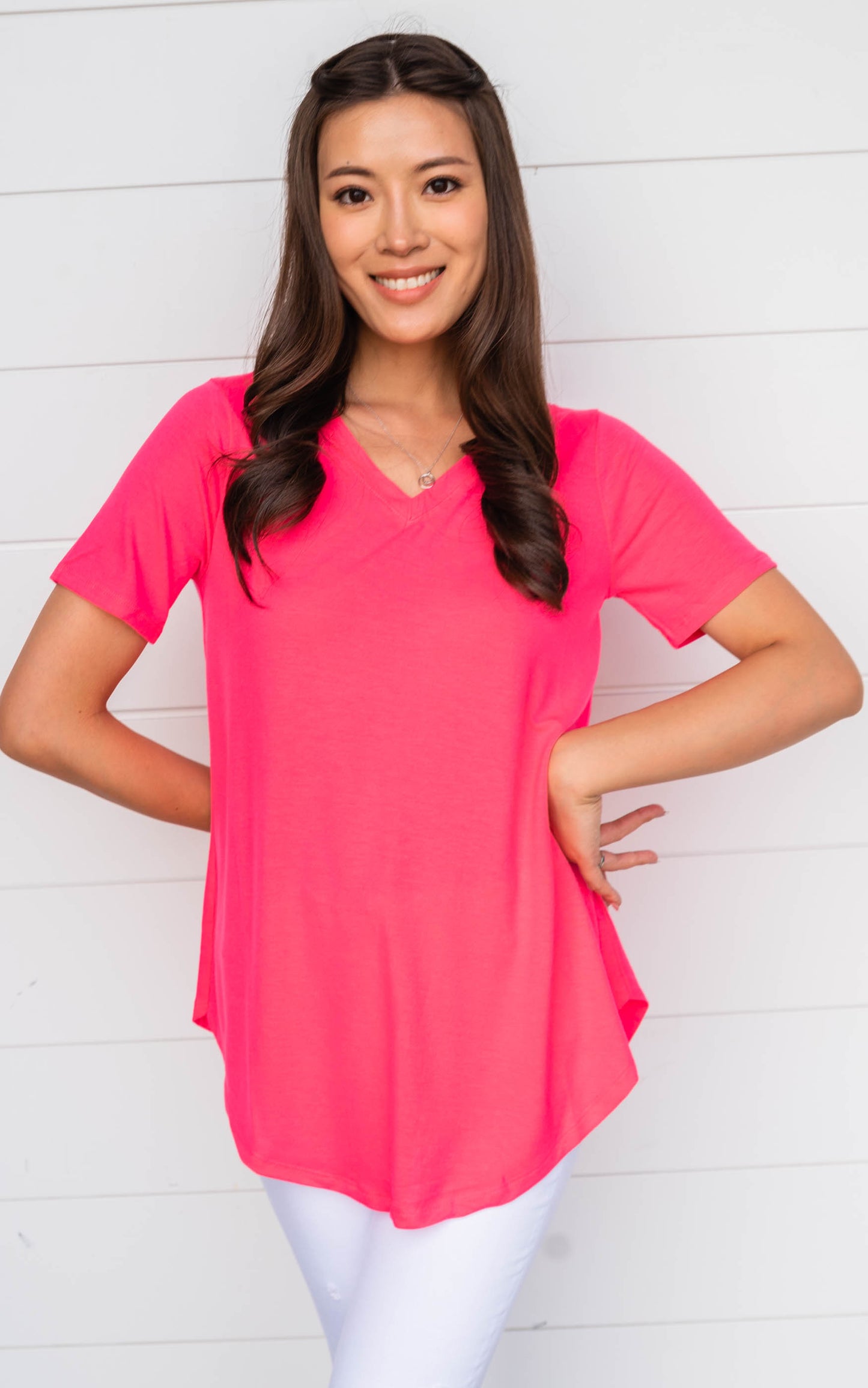 hot pink v-neck basic tee 