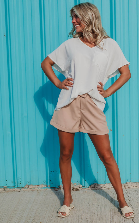 white short sleeve blouse 