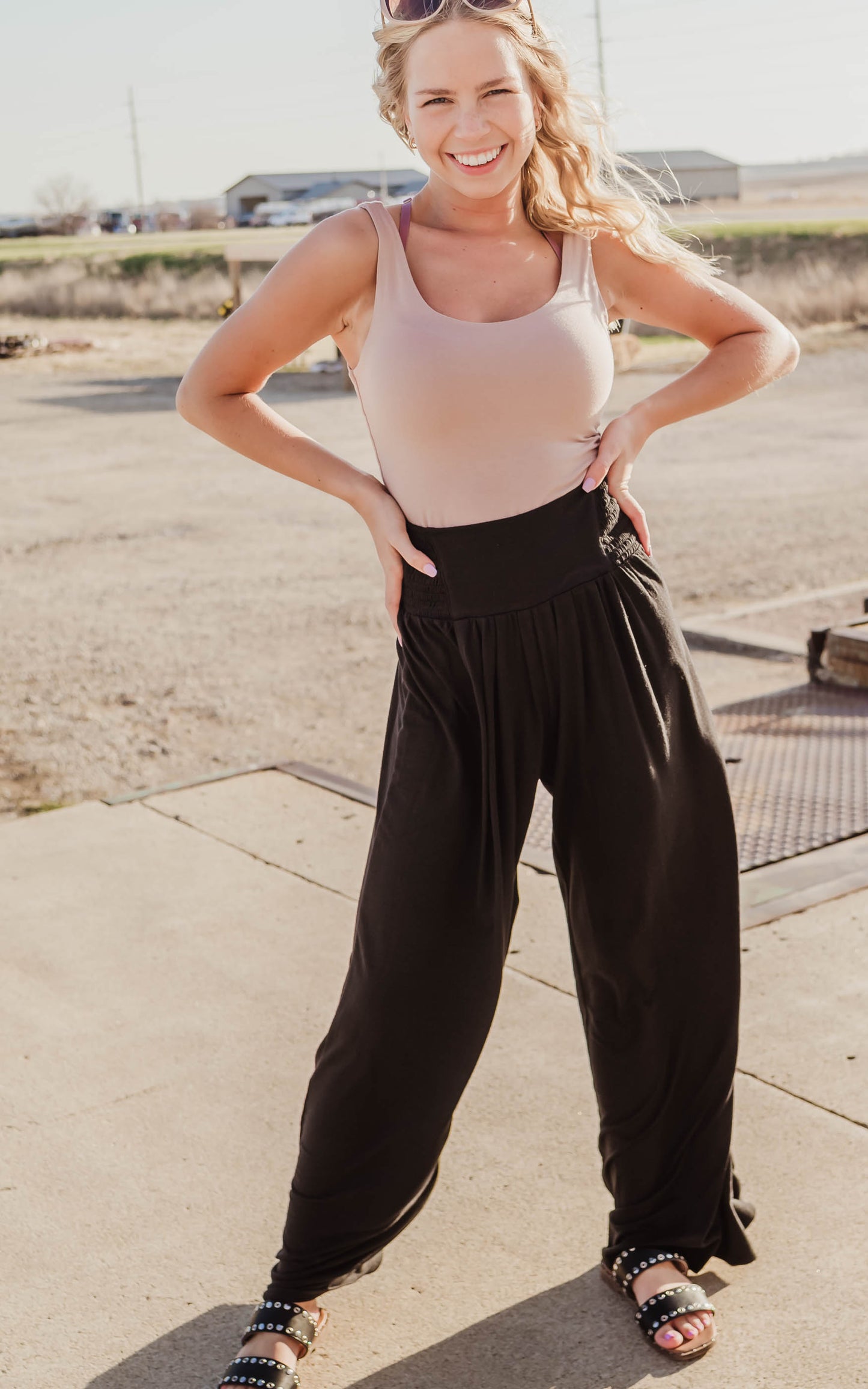 black wide leg pants