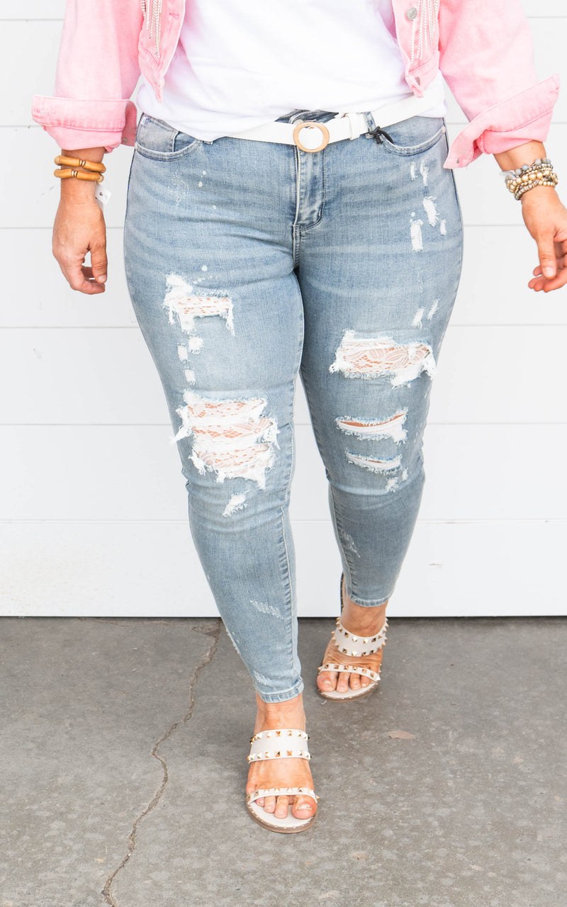 lace patch skinny jean 