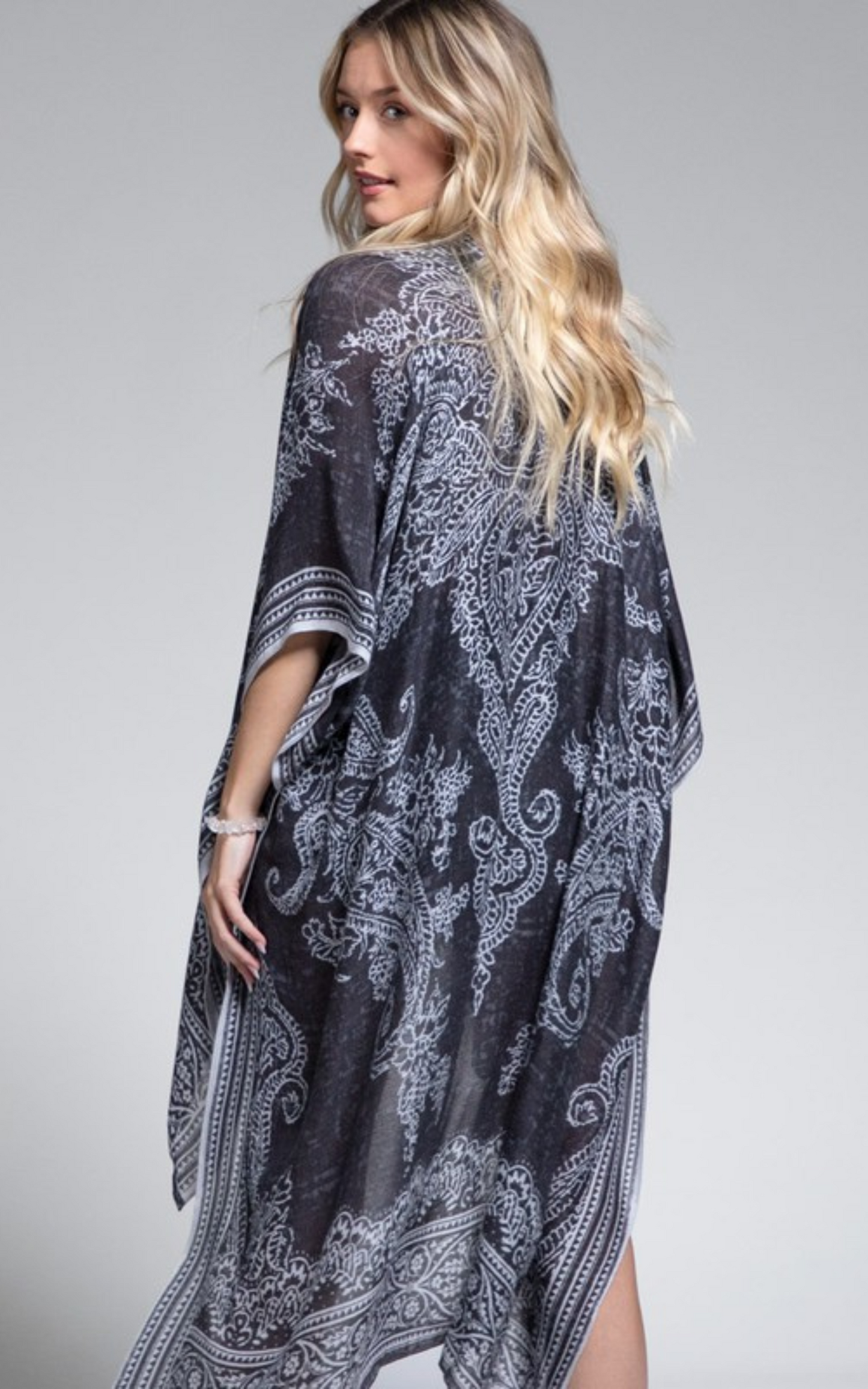 Damask & Paisley Print Kimono