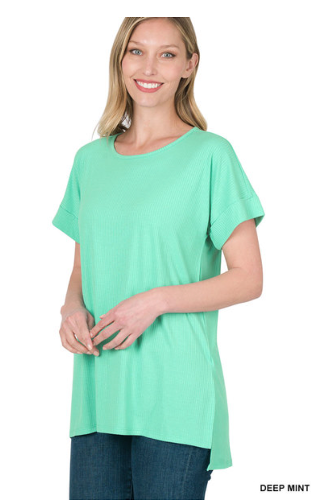 RIBBED ROUND NECK HI-LOW HEM TOP WITH SIDE SLITS - Final Sale