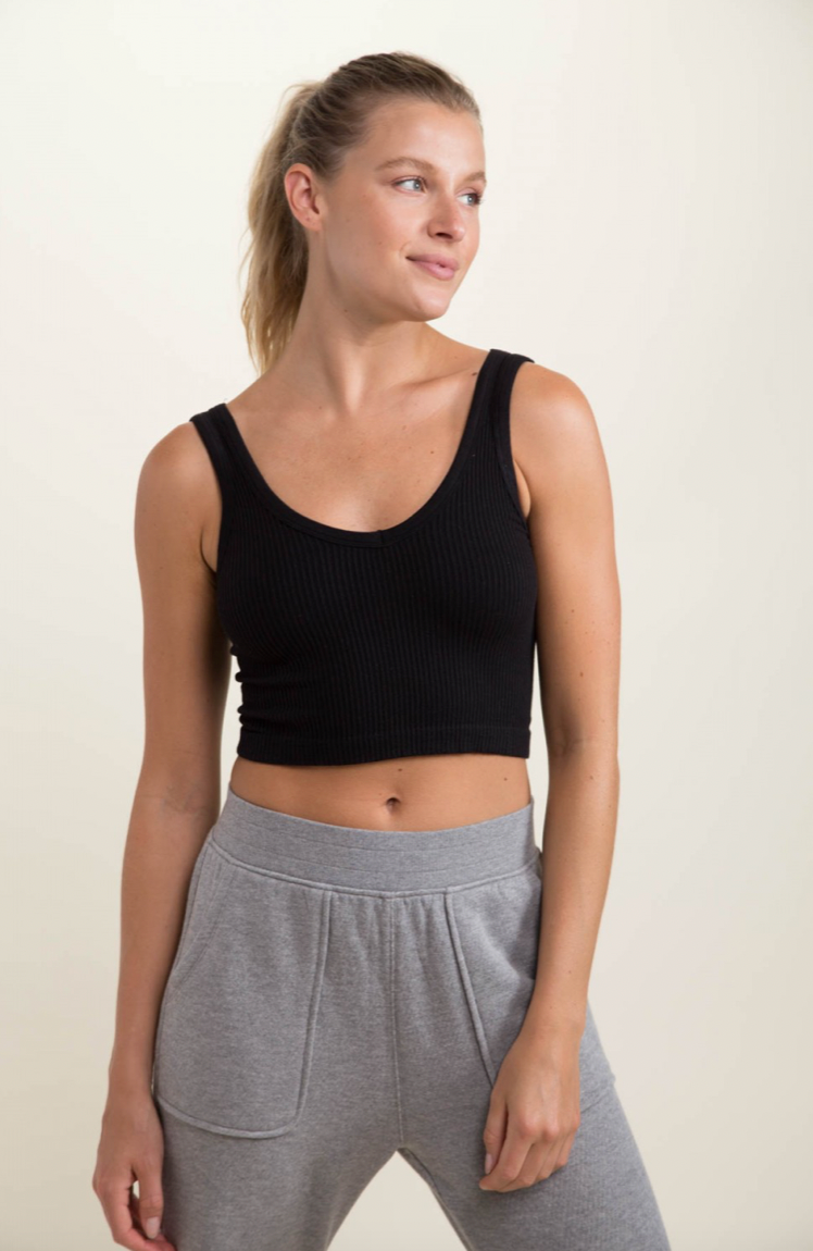 Ribbed Seamless Cropped Tank Top by Mono B