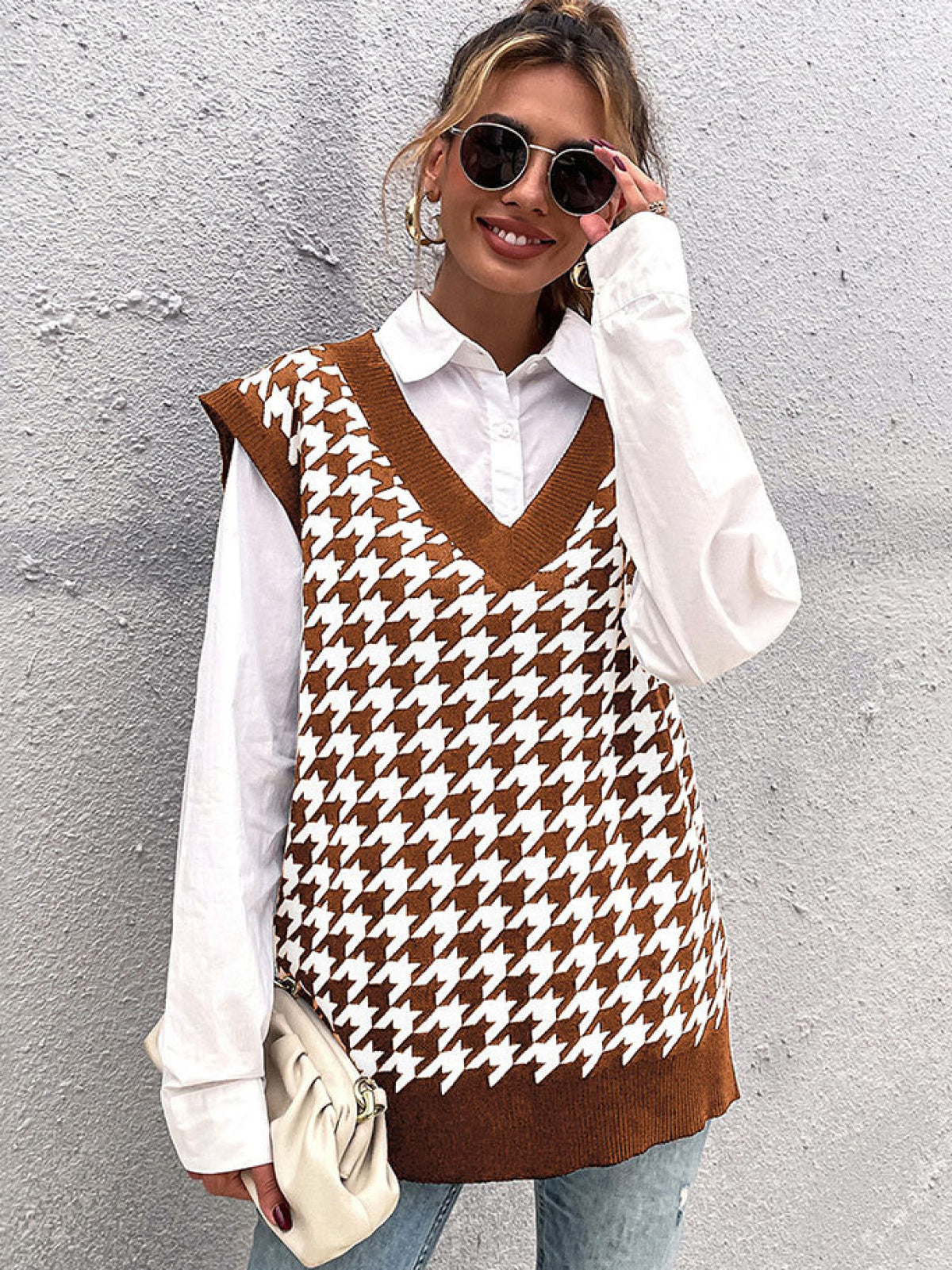 V-Neck Houndstooth Knit Vest