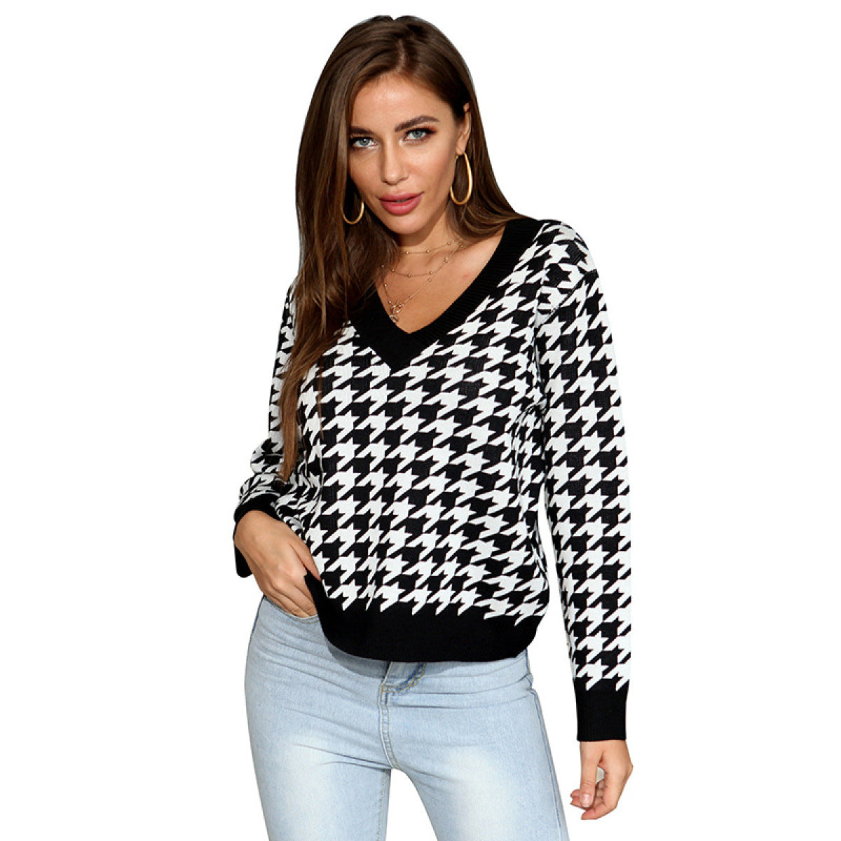 V-Neck Long Sleeve Hoodstooth Sweater