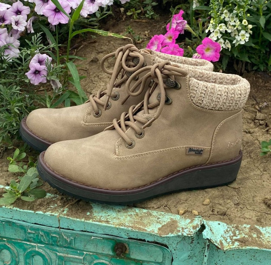 Comet Beach Prospect Bootie by Blowfish