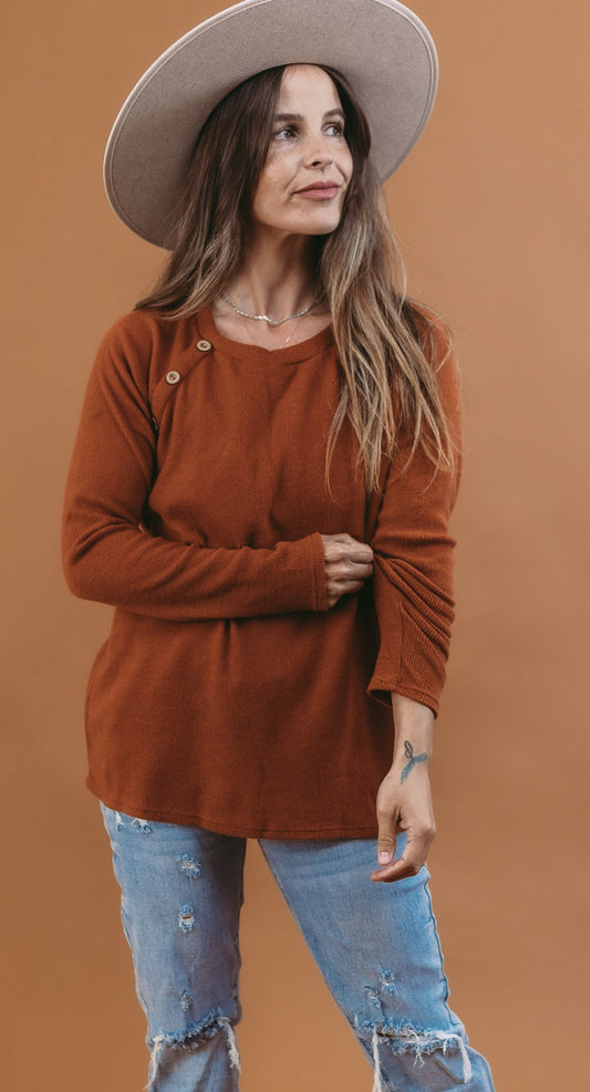 White Birch Long Sleeve Solid Buttoned Knit Top