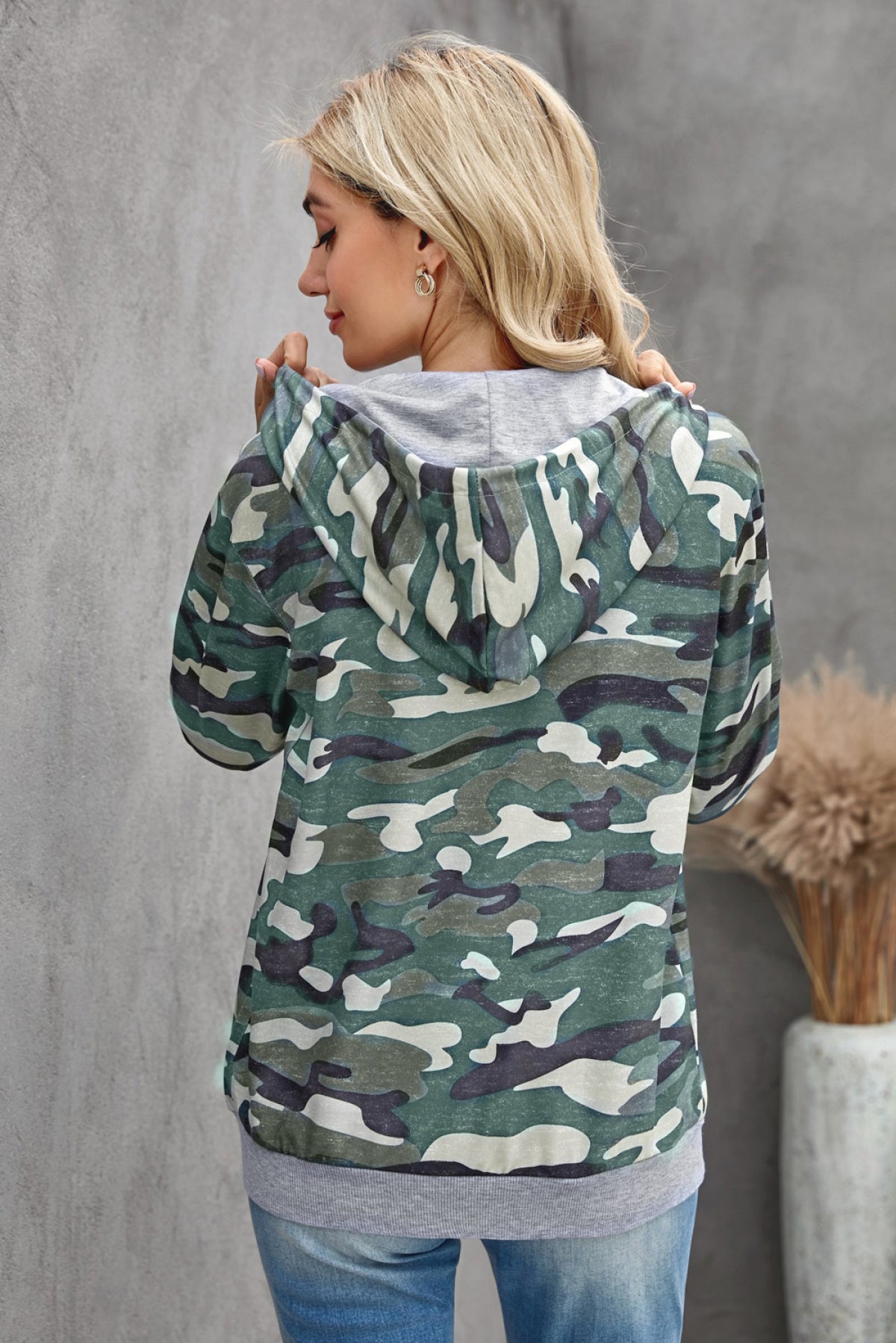 Camouflage Zipper Pocketed Drawstring Cotton Hoodie