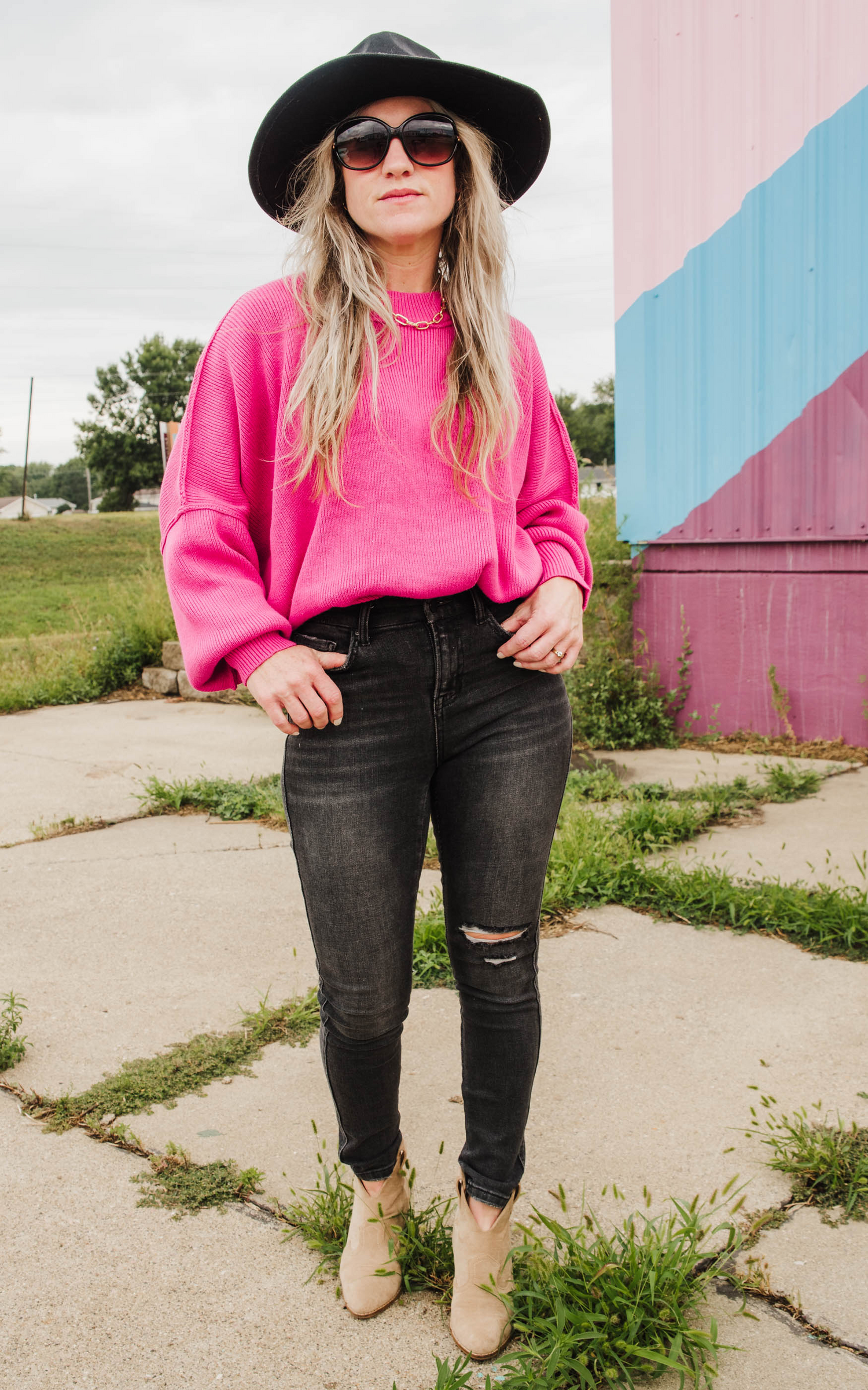 pink knit sweater 