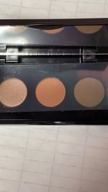 Trio Eyeshadow Kit