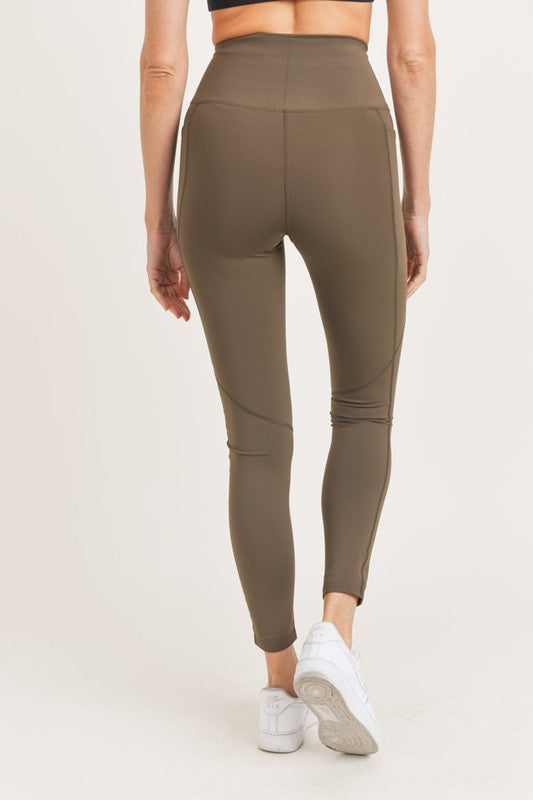 High Waist Shaper Leggings with Pockets - Mono B | FINAL SALE