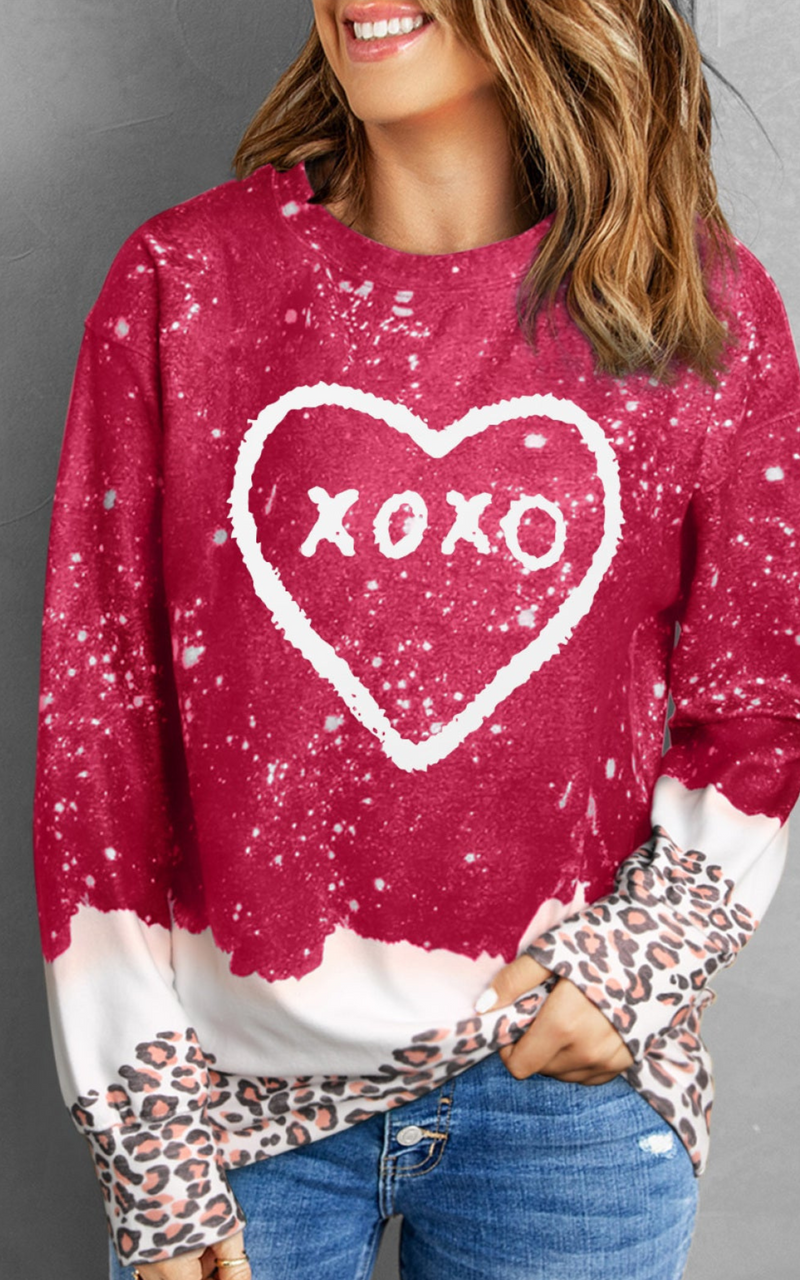 Red XOXO Heart Graphic Print Leopard Bleached Sweatshirt